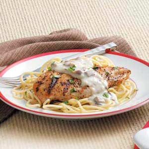 Grilled Chicken with Cream Sauce_image