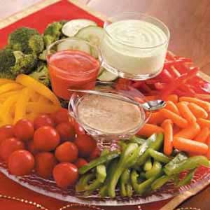 Three-Pepper Veggie Tray image