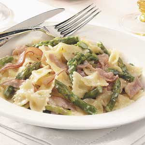 Bow Ties with Asparagus and Prosciutto_image