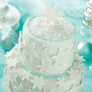 35 Fabulous Winter Wedding Cakes You'll Love