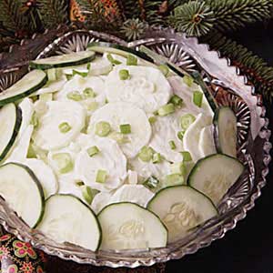Sour Cream Cucumber Salad_image