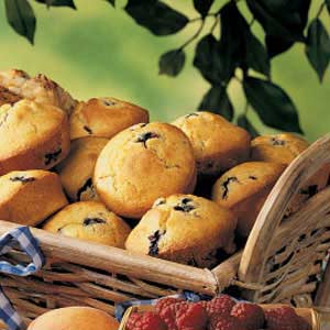 Blueberry Cornmeal Muffins_image