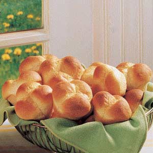 Cloverleaf Potato Rolls image