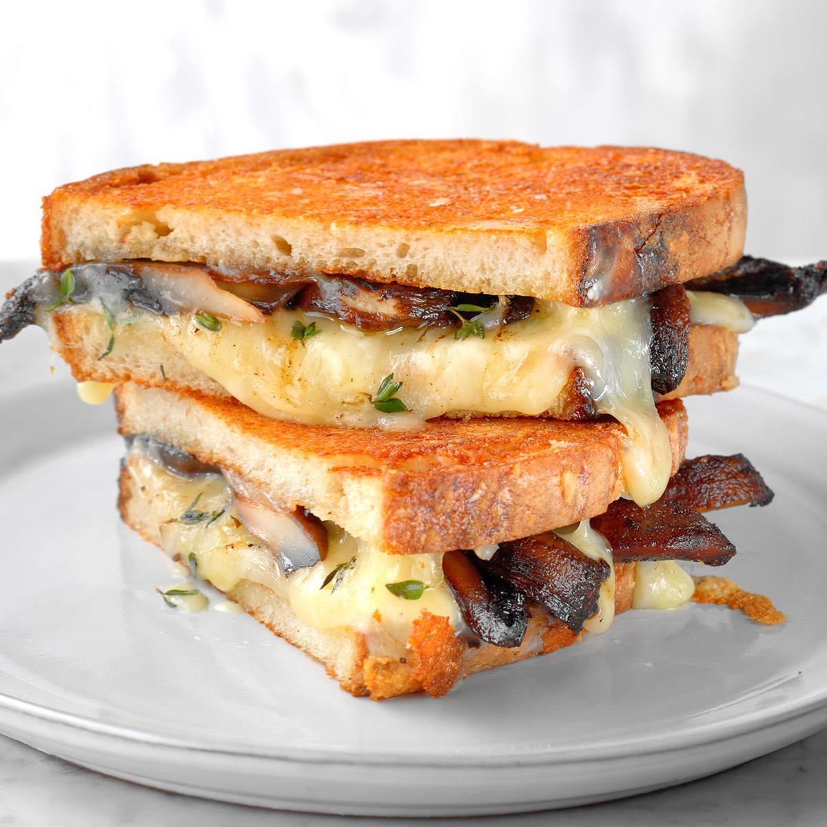 flipboard-grilled-cheese-and-mushroom-sandwich