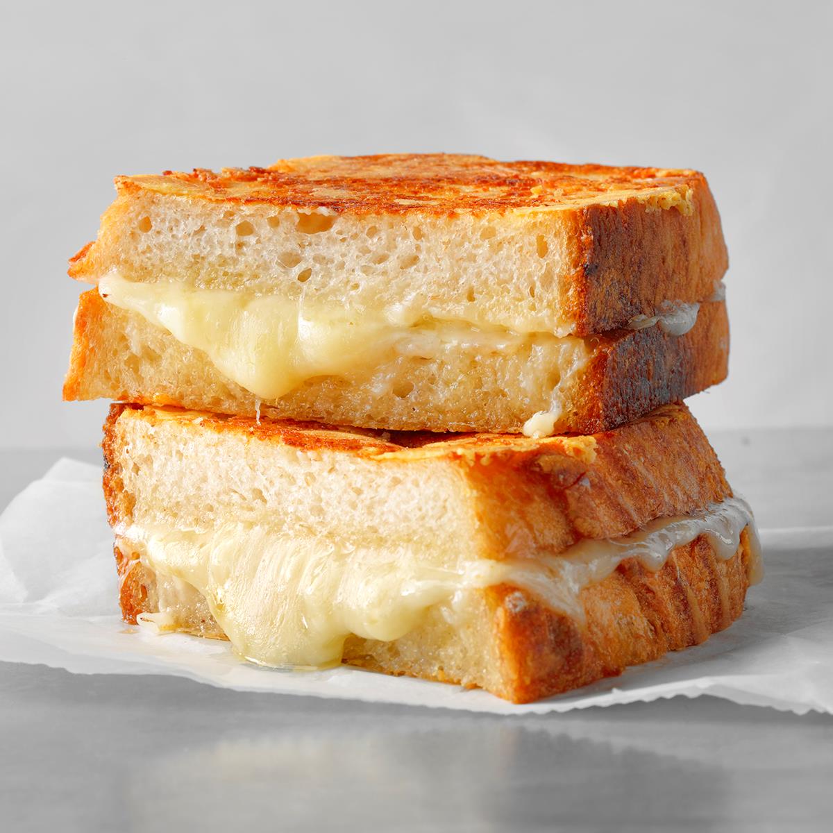 The Best Ever Grilled Cheese Sandwich - 