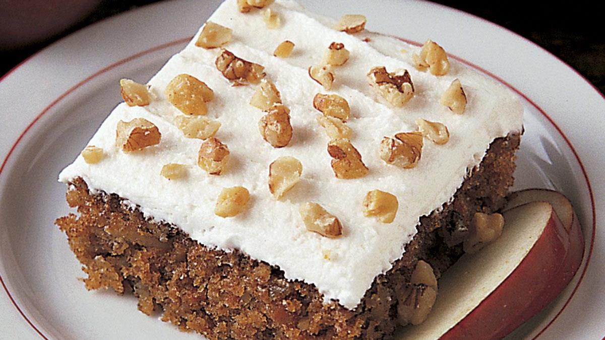 Easy Cinnamon Bundt Cake - Rich And Delish