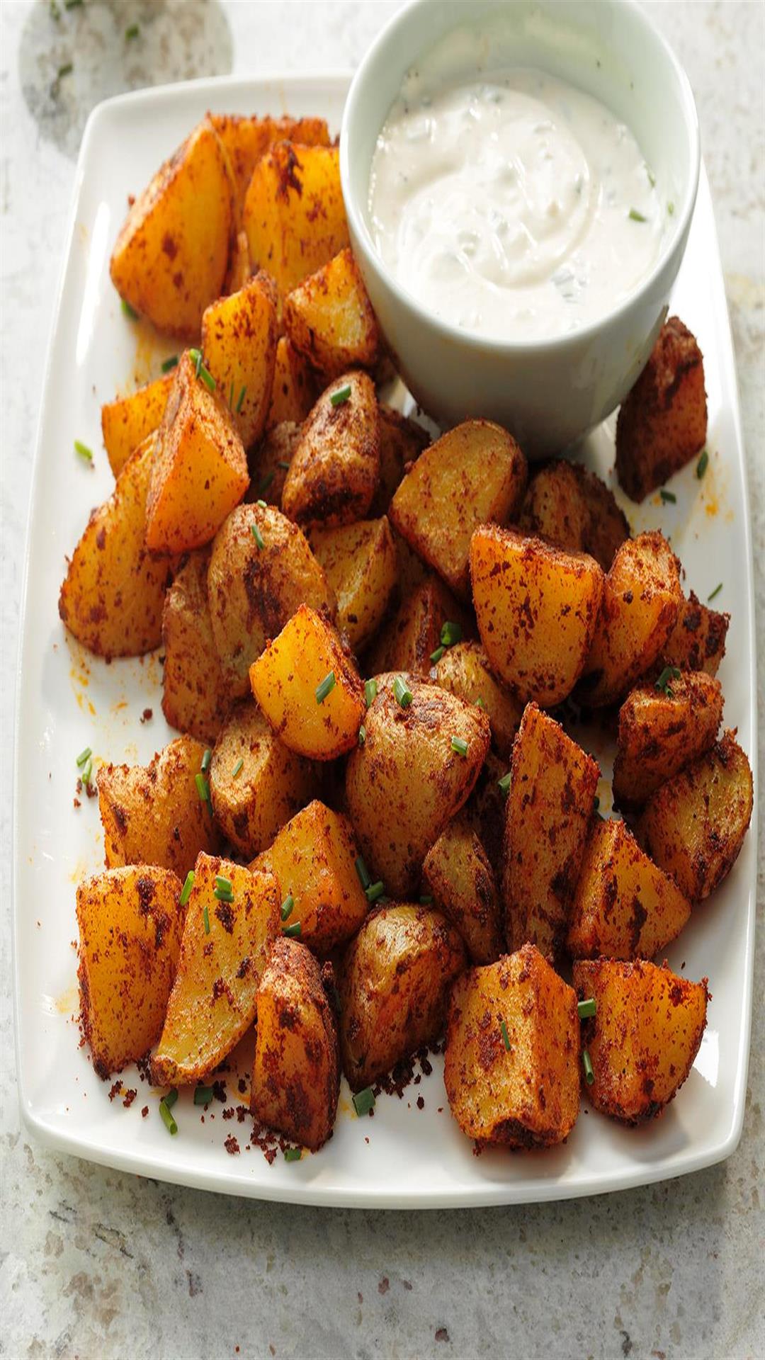 Spicy Potatoes with Garlic Aioli