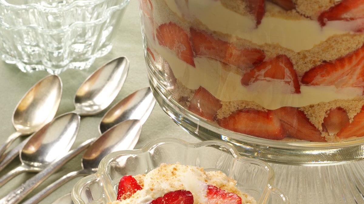 Layered Banana Pudding Cake - A Spicy Perspective