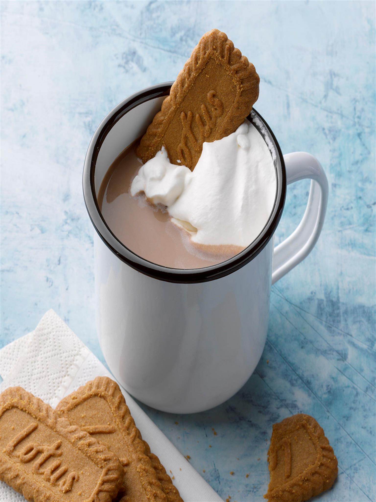 biscoff hot chocolate costa
