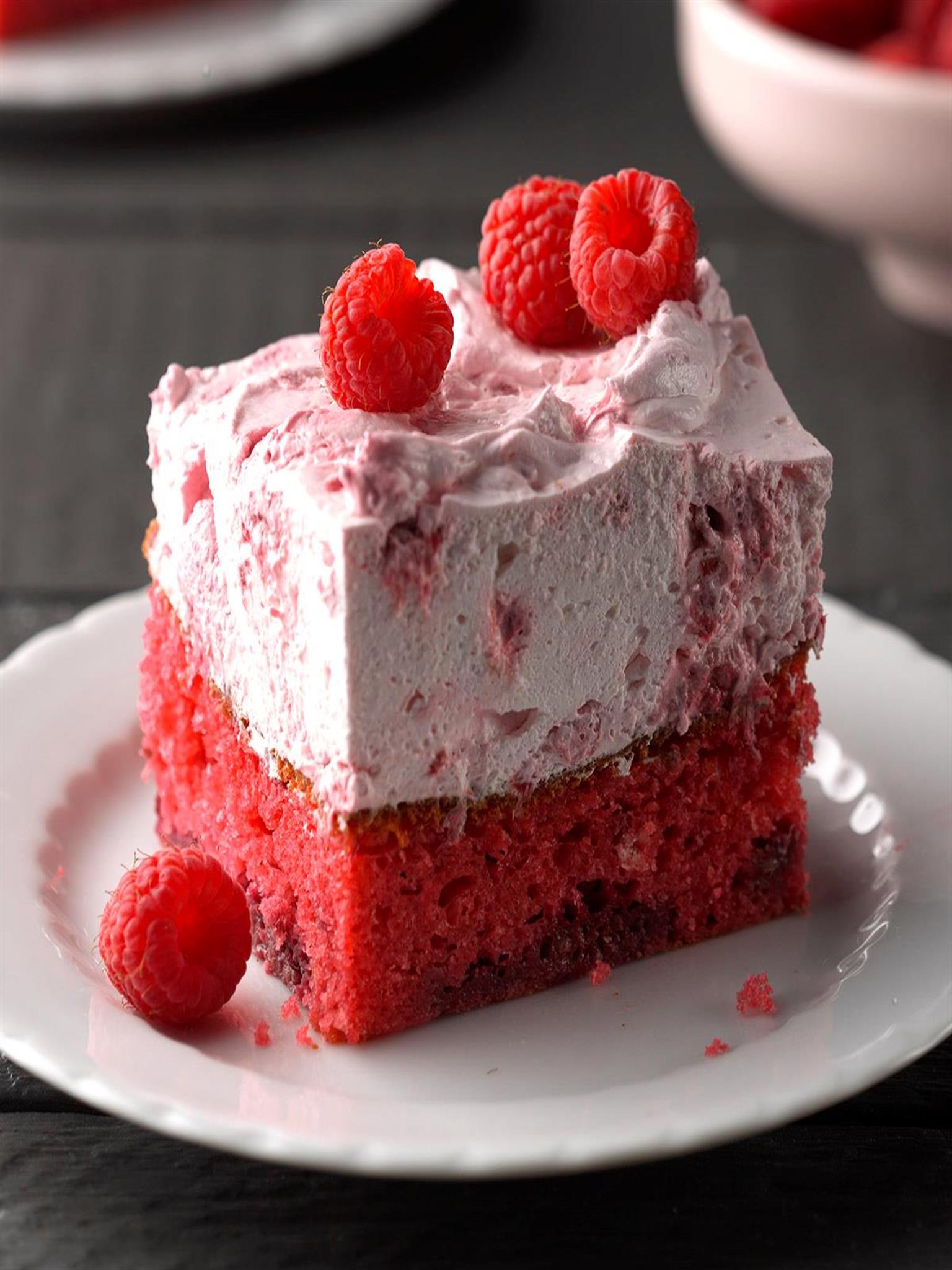 Share 76 Raspberry Flavored Cake Indaotaonec 7728