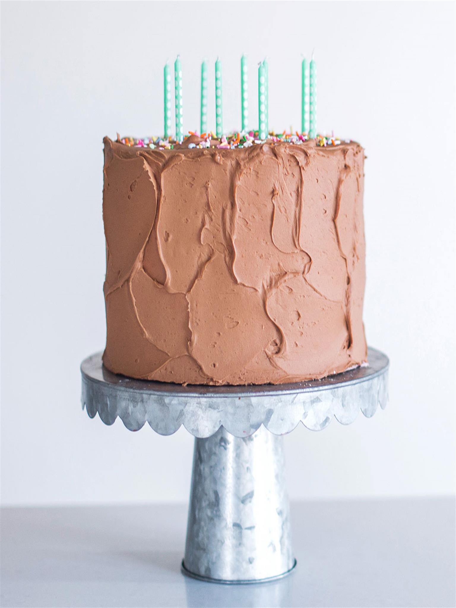 Sweet Chocolate Cake For Her  Sweet Chocolate Cake Designs For Birthday Boy